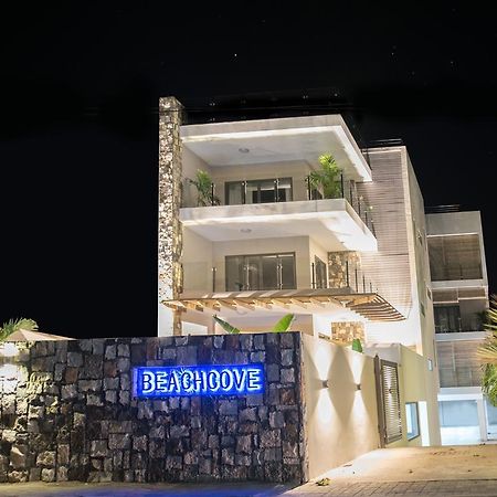 Beachcove Apartment 2 Pereybere Beach Buitenkant foto