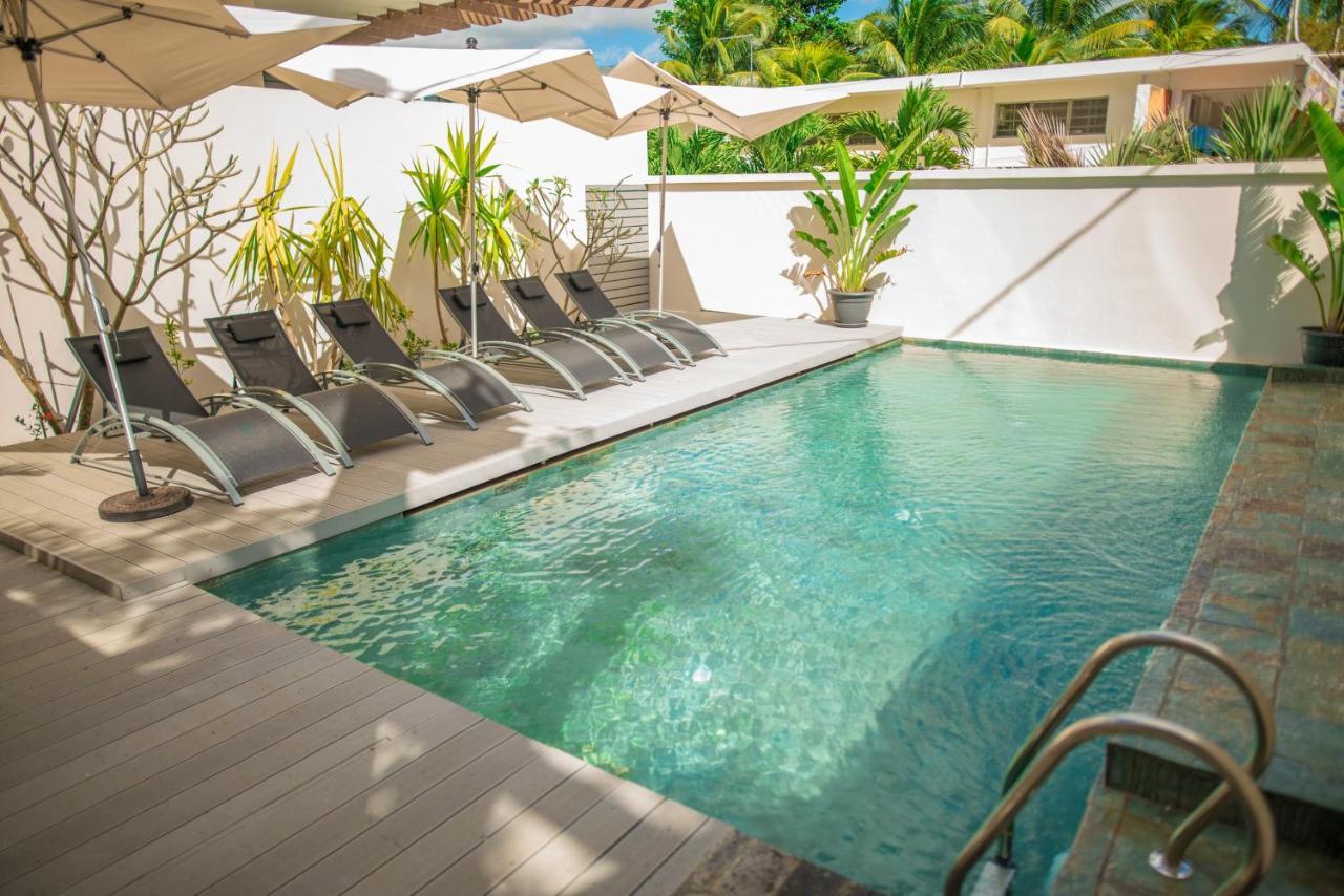 Beachcove Apartment 2 Pereybere Beach Buitenkant foto