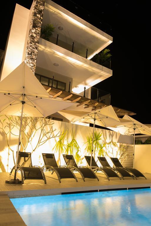 Beachcove Apartment 2 Pereybere Beach Buitenkant foto